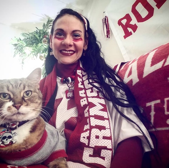 Meet your Posher, Victoria Lynn - Picture 3 of 8